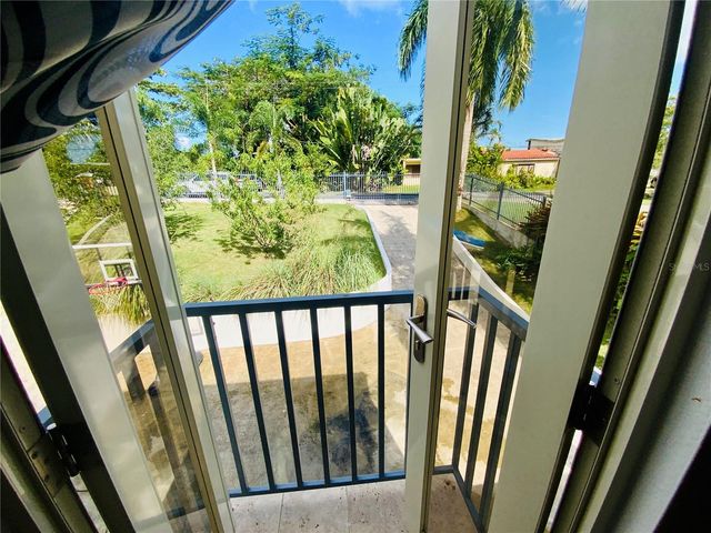 A 31-A. SUNSET HILLS, Guaynabo, PR 00971