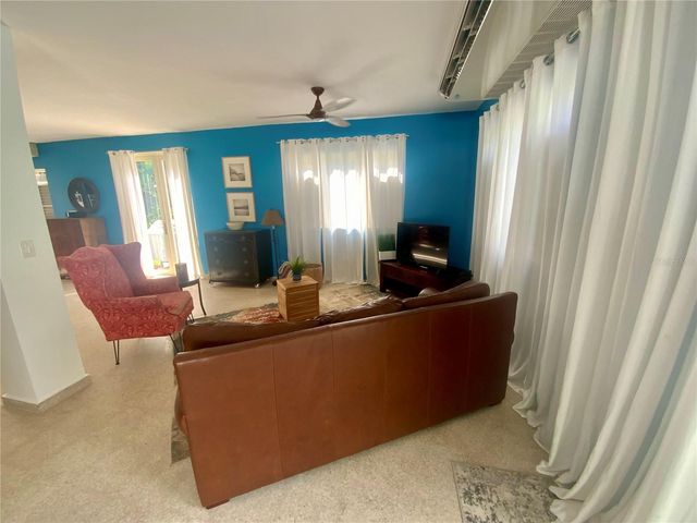 A 31-A. SUNSET HILLS, Guaynabo, PR 00971