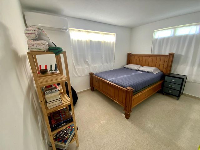 A 31-A. SUNSET HILLS, Guaynabo, PR 00971