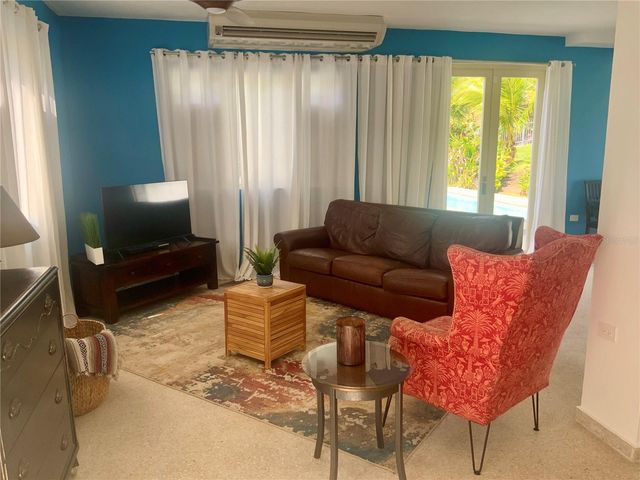 A 31-A. SUNSET HILLS, Guaynabo, PR 00971