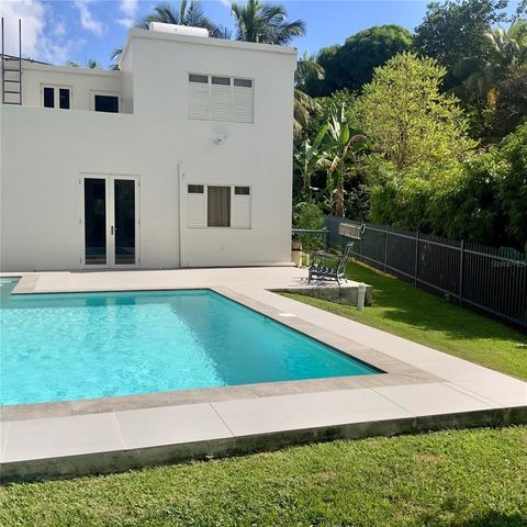A 31-A. SUNSET HILLS, Guaynabo, PR 00971