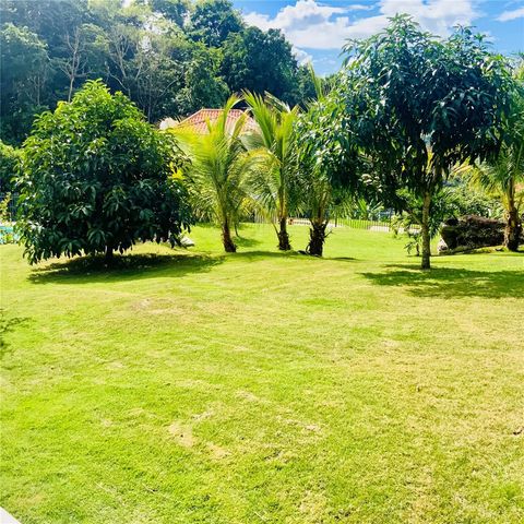 A 31-A. SUNSET HILLS, Guaynabo, PR 00971