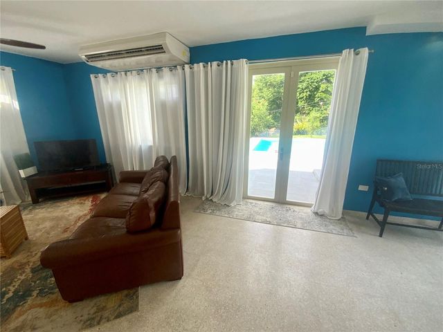 A 31-A. SUNSET HILLS, Guaynabo, PR 00971