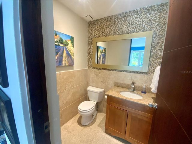 A 31-A. SUNSET HILLS, Guaynabo, PR 00971