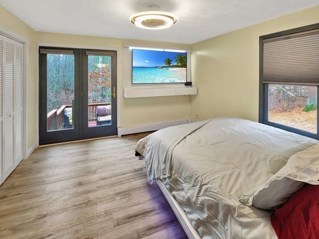 2 Parker Ter, Freetown, MA 02717