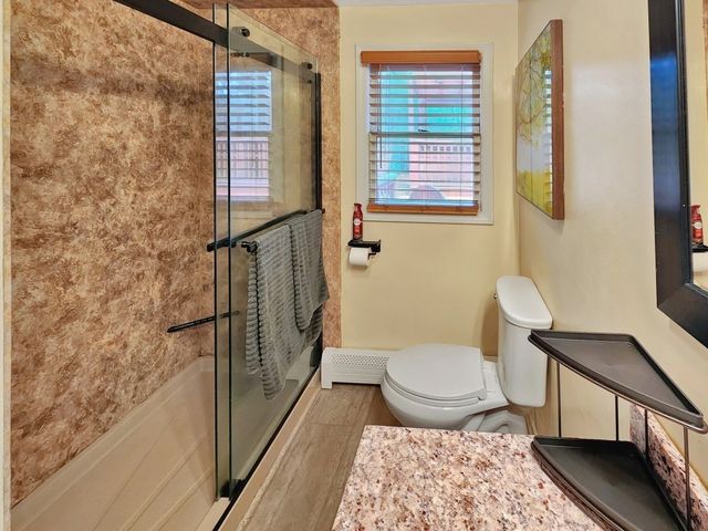 2 Parker Ter, Freetown, MA 02717