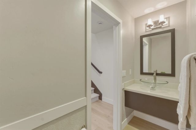 1634 Fairlead Avenue, Carlsbad, CA 92011