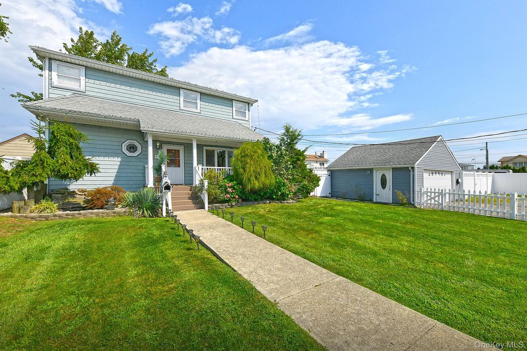 48 Lake Street, Lindenhurst, NY 11757 — exterior