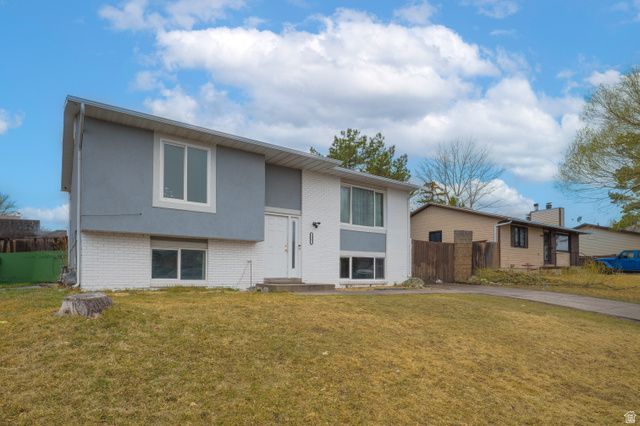 5481 W HEATH AVE, Kearns, UT 84118
