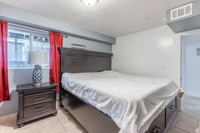 5481 W HEATH AVE, Kearns, UT 84118