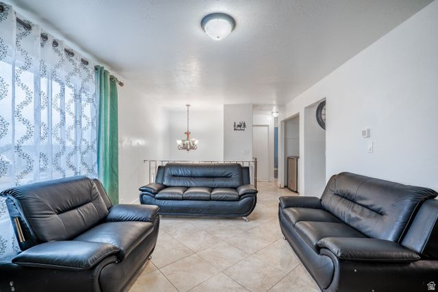 5481 W HEATH AVE, Kearns, UT 84118