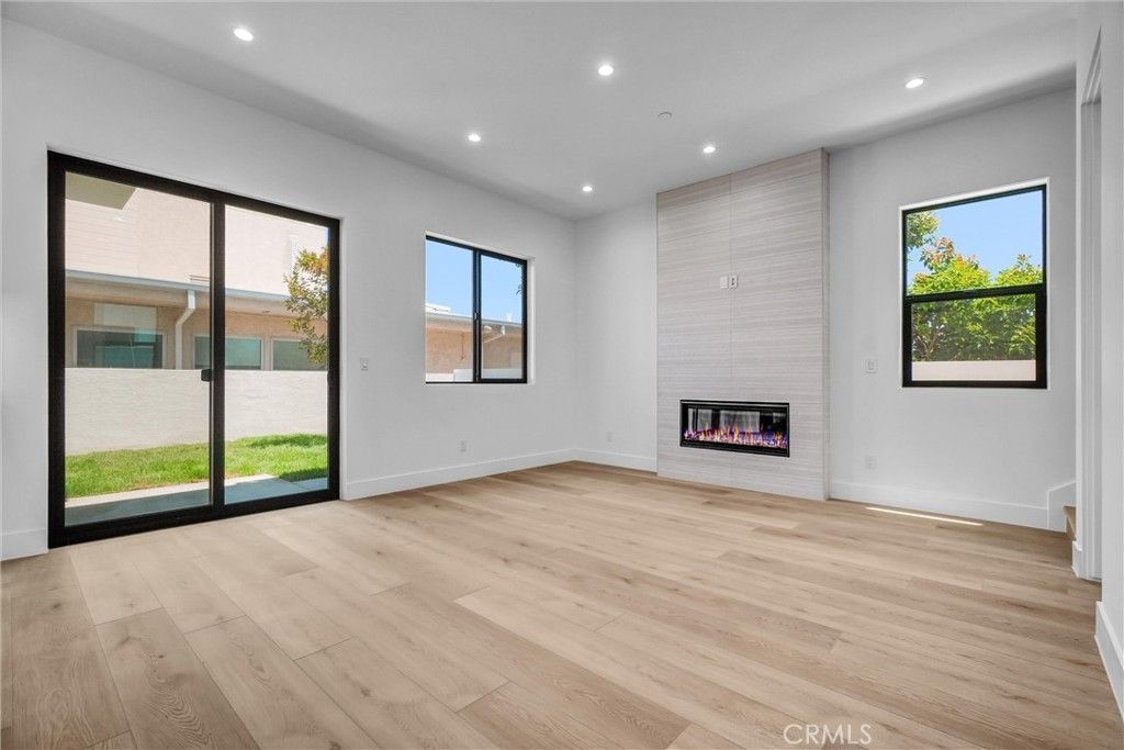 Image 10 of property listing at 14810 Eastwood Avenue, Lawndale, CA 90260