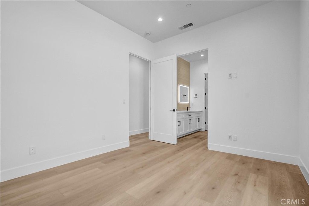 Image 18 of property listing at 14810 Eastwood Avenue, Lawndale, CA 90260