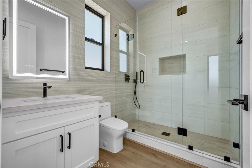 Image 28 of property listing at 14810 Eastwood Avenue, Lawndale, CA 90260
