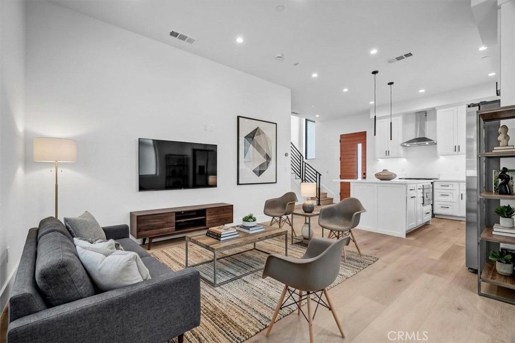 Image 36 of property listing at 14810 Eastwood Avenue, Lawndale, CA 90260