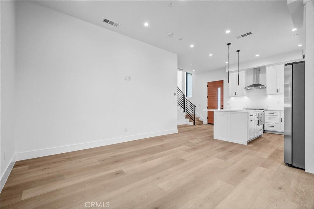 Image 41 of property listing at 14810 Eastwood Avenue, Lawndale, CA 90260