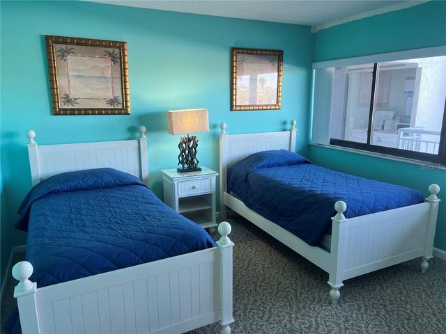 1001 POINT OF ROCKS ROAD 309, Sarasota, FL 34242