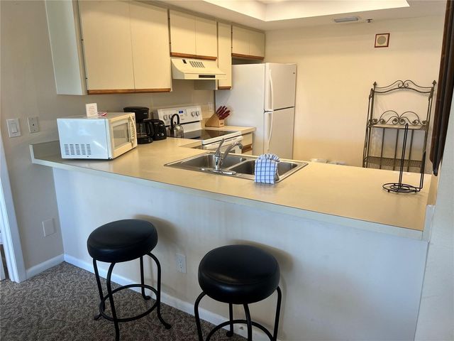 1001 POINT OF ROCKS ROAD 309, Sarasota, FL 34242