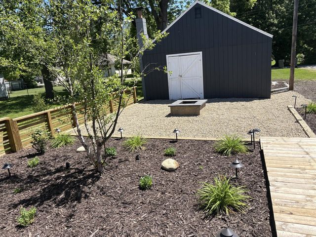 408 N Elm Street, Three Oaks, MI 49128