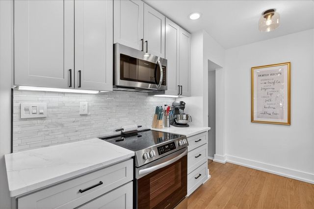 408 N Elm Street, Three Oaks, MI 49128