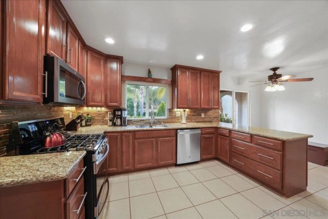 15140 Cool Valley, Valley Center, CA 92082