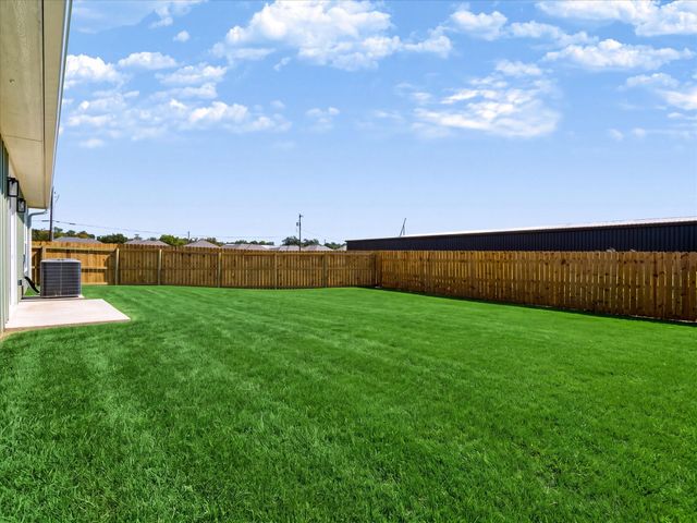 406 Church Street, Whitesboro, TX 76273
