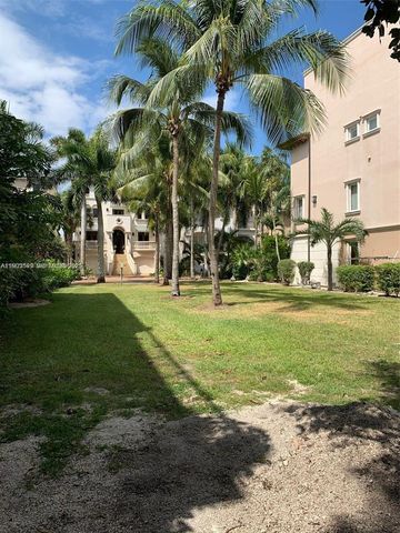 5863 Paradise Point Drive, Palmetto Bay, FL 33157