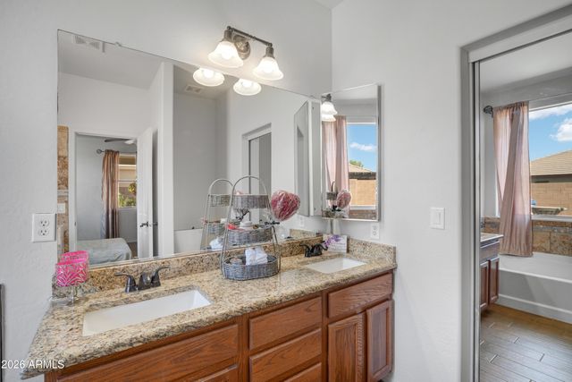 7824 S 73RD Lane, Laveen, AZ 85339
