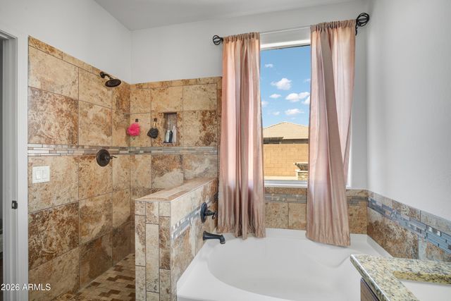 7824 S 73RD Lane, Laveen, AZ 85339