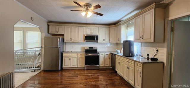 9 Babylon Road, Mastic Beach, NY 11951
