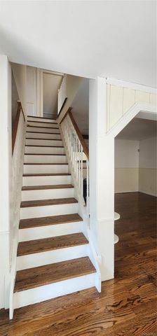 9 Babylon Road, Mastic Beach, NY 11951