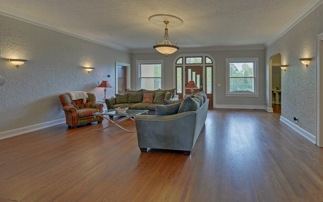 2465 Blue Ridge Drive, Blue Ridge, GA 30513