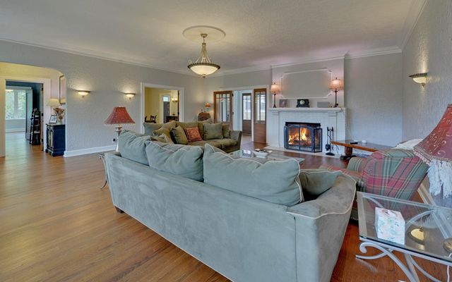 2465 Blue Ridge Drive, Blue Ridge, GA 30513