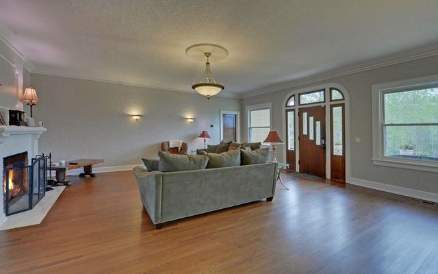 2465 Blue Ridge Drive, Blue Ridge, GA 30513