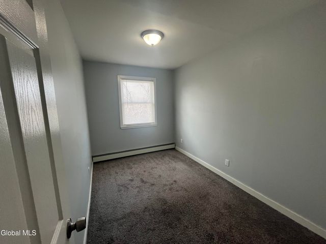 321 9th Street, Troy, NY 12180