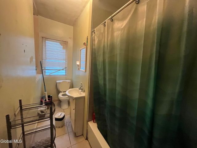 321 9th Street, Troy, NY 12180