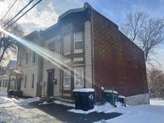 321 9th Street, Troy, NY 12180
