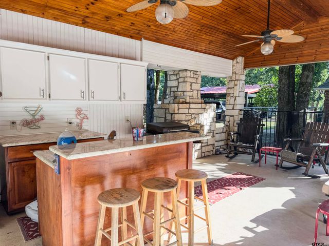 1101 Bunny Rabbit Rd, Athens, TX 75751