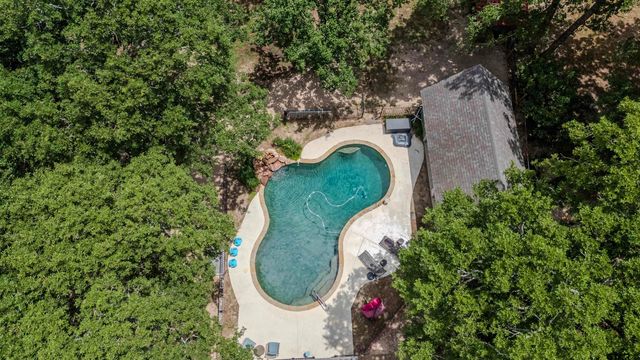 1101 Bunny Rabbit Rd, Athens, TX 75751