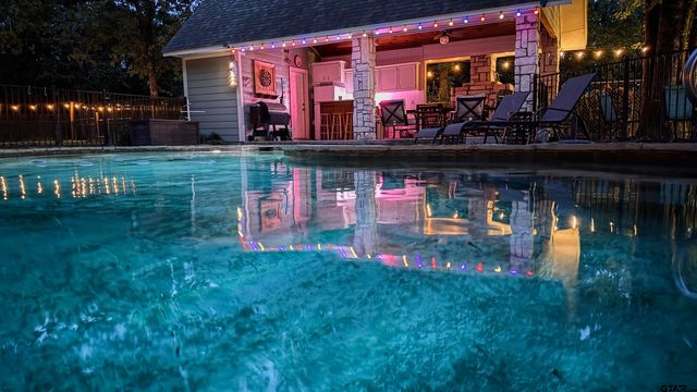 1101 Bunny Rabbit Rd, Athens, TX 75751