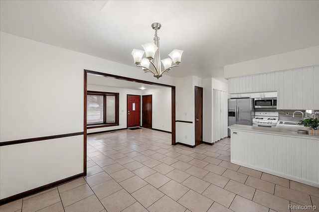 32416 EXETER Drive, Warren, MI 48092