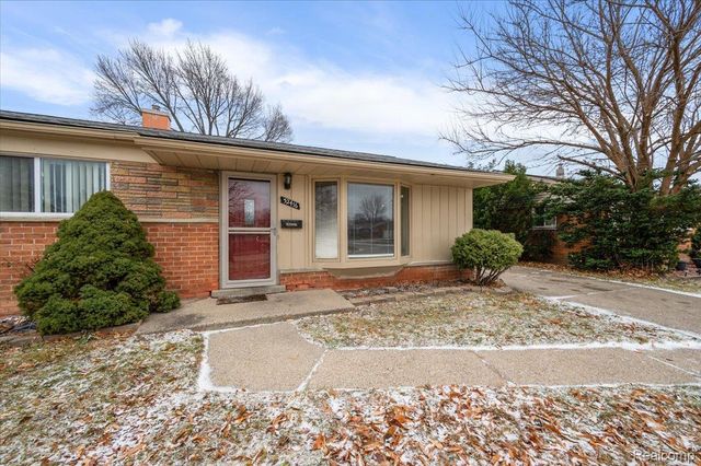 32416 EXETER Drive, Warren, MI 48092