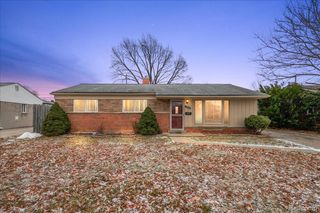 32416 EXETER Drive, Warren, MI 48092