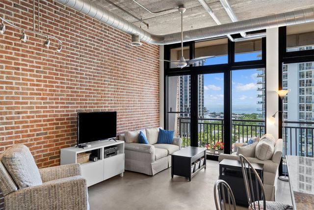 175 2ND STREET S 1007, St Petersburg, FL 33701
