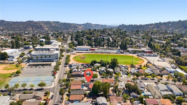 5349 Baltimore, Los Angeles, CA 90042