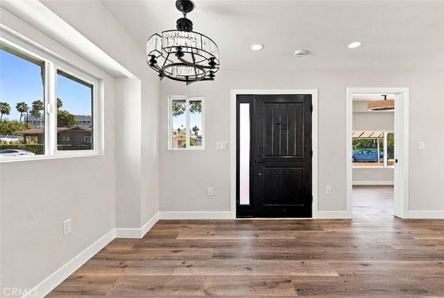 5349 Baltimore, Los Angeles, CA 90042