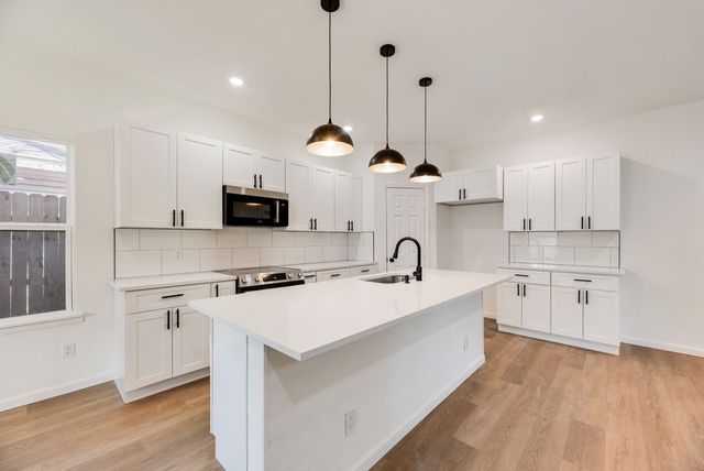 205 East Place, White Settlement, TX 76108