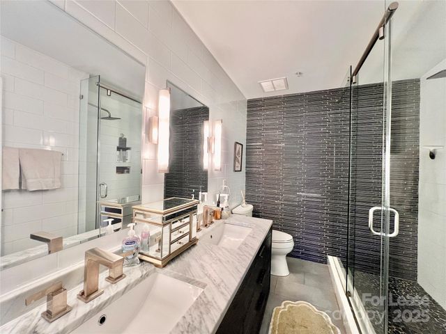 833 W 4th Street, Charlotte, NC 28202