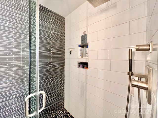 833 W 4th Street, Charlotte, NC 28202