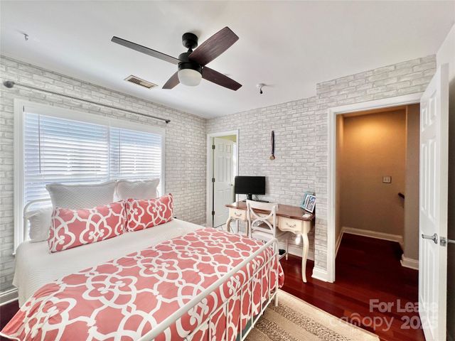 833 W 4th Street, Charlotte, NC 28202